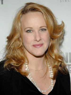 Katie Finneran Height, Weight, Birthday, Hair Color, Eye Color