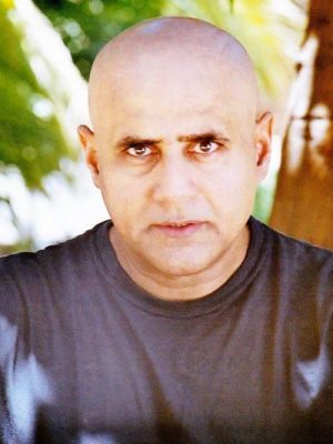 Puneet Issar Height, Weight, Birthday, Hair Color, Eye Color