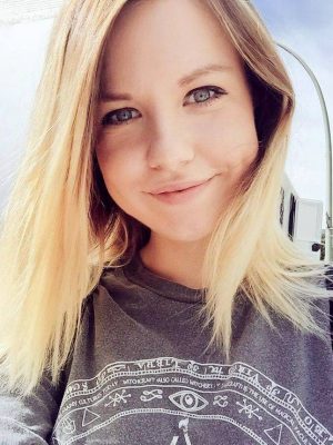 Kelly MissesVlog Height, Weight, Birthday, Hair Color, Eye Color