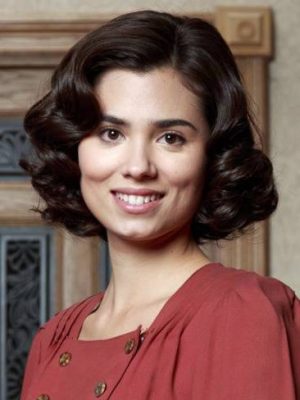 Loreto Mauleon Height, Weight, Birthday, Hair Color, Eye Color