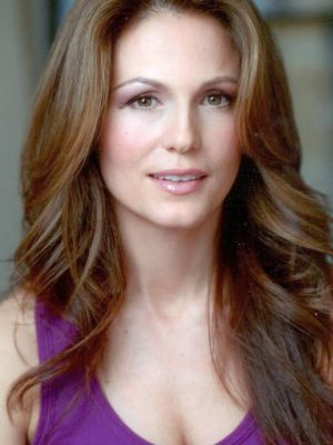 Noelle Beck Height, Weight, Birthday, Hair Color, Eye Color