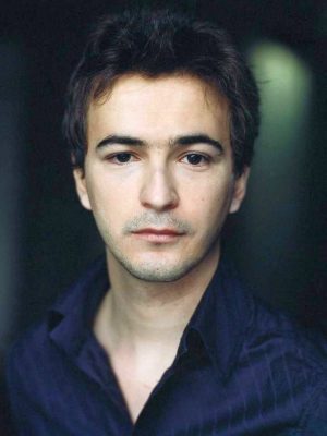 Renan Luce Height, Weight, Birthday, Hair Color, Eye Color