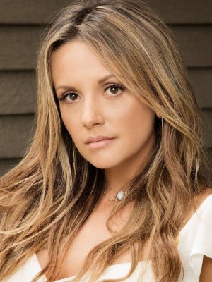 Carly Pearce Height, Weight, Birthday, Hair Color, Eye Color