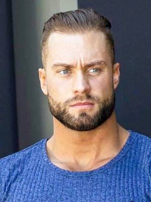 Chris Bumstead Height, Weight, Birthday, Hair Color, Eye Color
