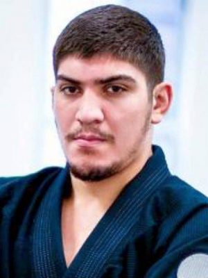 Dillon Danis Height, Weight, Birthday, Hair Color, Eye Color