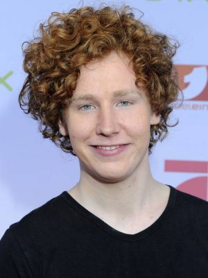 Michael Schulte Height, Weight, Birthday, Hair Color, Eye Color