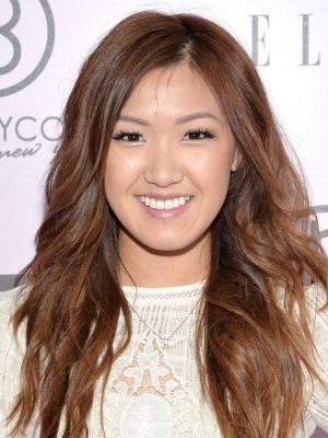 Weylie Hoang Height, Weight, Birthday, Hair Color, Eye Color