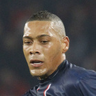 Guillaume Hoarau Height, Weight, Birthday, Hair Color, Eye Color