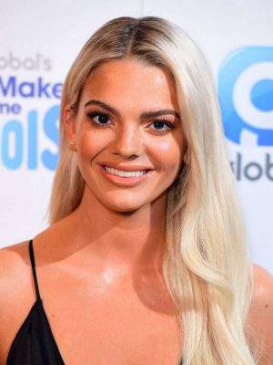 Louisa (singer) Height, Weight, Birthday, Hair Color, Eye Color