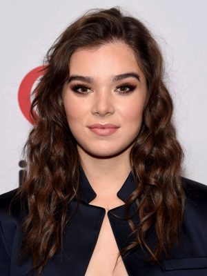 Hailee Steinfeld Height, Weight, Birthday, Hair Color, Eye Color