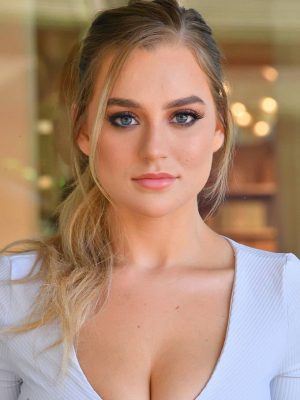 Blake Blossom Height, Weight, Birthday, Hair Color, Eye Color