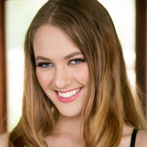 Samantha Hayes Height, Weight, Birthday, Hair Color, Eye Color