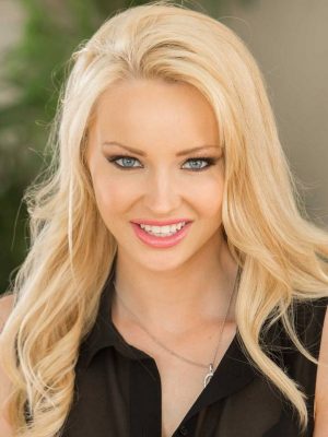 Staci Carr Height, Weight, Birthday, Hair Color, Eye Color