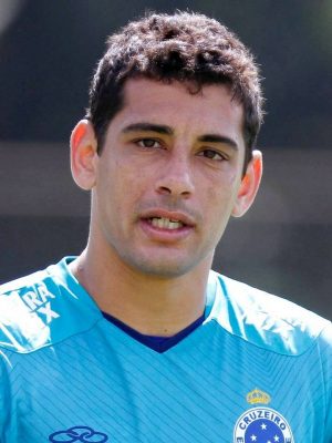 Diego Souza Height, Weight, Birthday, Hair Color, Eye Color