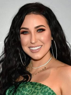 Jaclyn Hill Height, Weight, Birthday, Hair Color, Eye Color