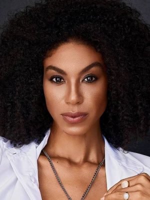 Yendi Phillipps Height, Weight, Birthday, Hair Color, Eye Color