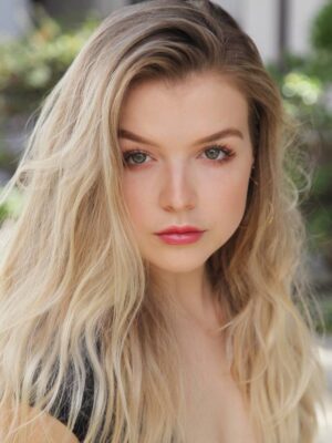 Anna Grace Barlow Height, Weight, Birthday, Hair Color, Eye Color