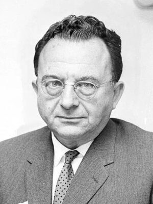 Erich Fromm Height, Weight, Birthday, Hair Color, Eye Color
