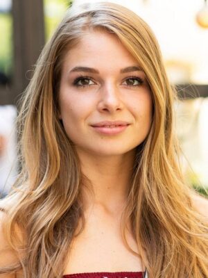 Lola Weippert Height, Weight, Birthday, Hair Color, Eye Color