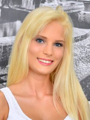 Candi Licious Height, Weight, Birthday, Hair Color, Eye Color