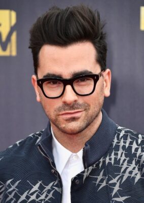 Dan Levy Height, Weight, Birthday, Hair Color, Eye Color