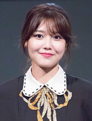 Choi Soo Young Height, Weight, Birthday, Hair Color, Eye Color