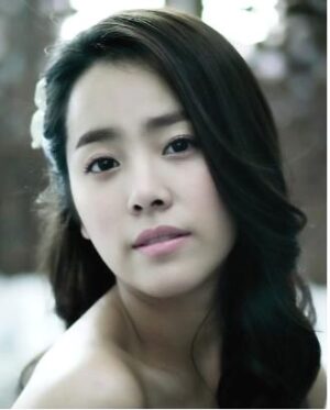 Han Ji Min Größe, Gewicht, Geburtsdatum, Haarfarbe, Augenfarbe