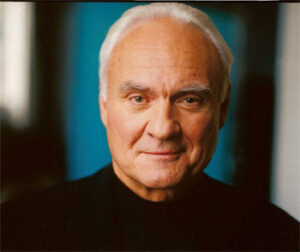Kenneth Welsh Height, Weight, Birthday, Hair Color, Eye Color