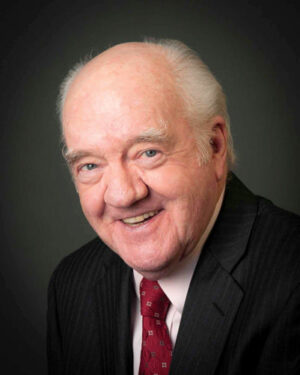 Richard Herd Height, Weight, Birthday, Hair Color, Eye Color